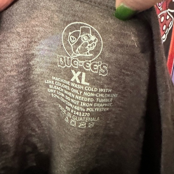 Buccees 3 shirt bundle - Picture 3 of 10